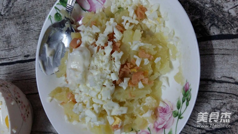 土豆鸡蛋香肠沙拉