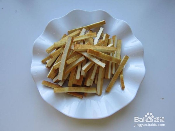 如何制作韭菜豆干炒羊肉