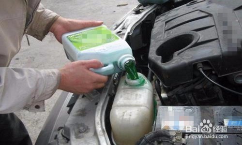 玻璃水加到水箱怎么办