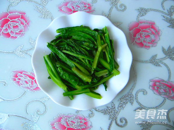 白灼油麦菜的做法