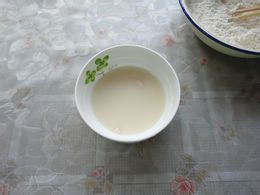 牛肉披萨