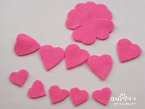 与孩子们一起制作美丽而容易的毛毡花