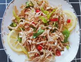 凉拌鸡胸肉煮几分钟