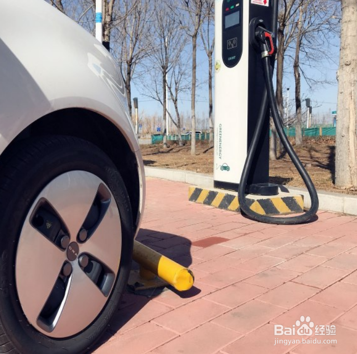 欧拉黑猫怎么充电