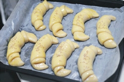 美味金牛角面包的做法