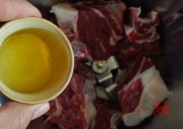 藤椒彩蔬牛肉丸