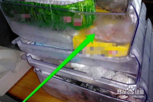 怎样快速清理冰箱里面结的冰