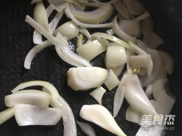 红烩牛腩的做法