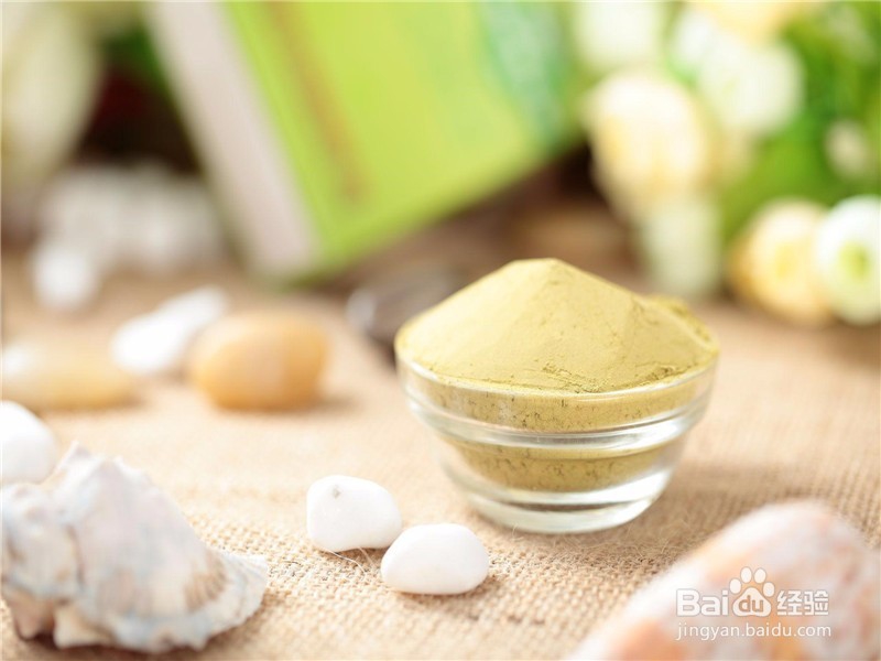 指甲花（凤仙花）染发是否有害？