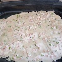 怎么做美味的草莓酱午餐肉卷饼