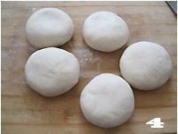 怎样做出美味的韭菜鸡蛋馅饼