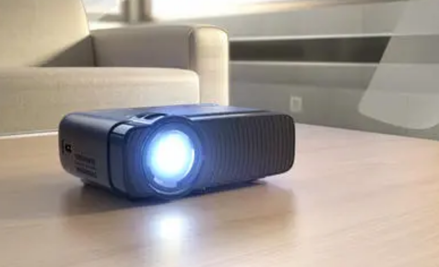 我的电脑用投影仪只能放ppt,其他的什么都不显示怎么回事