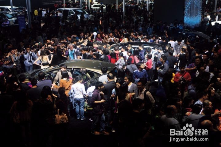 看/买私家车都需要考虑汽车的哪些方面的因素？