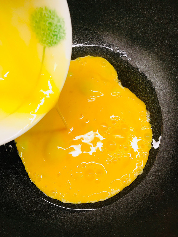 肉臊子鸡蛋炒面