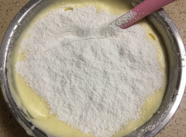 葡萄干海绵小蛋糕