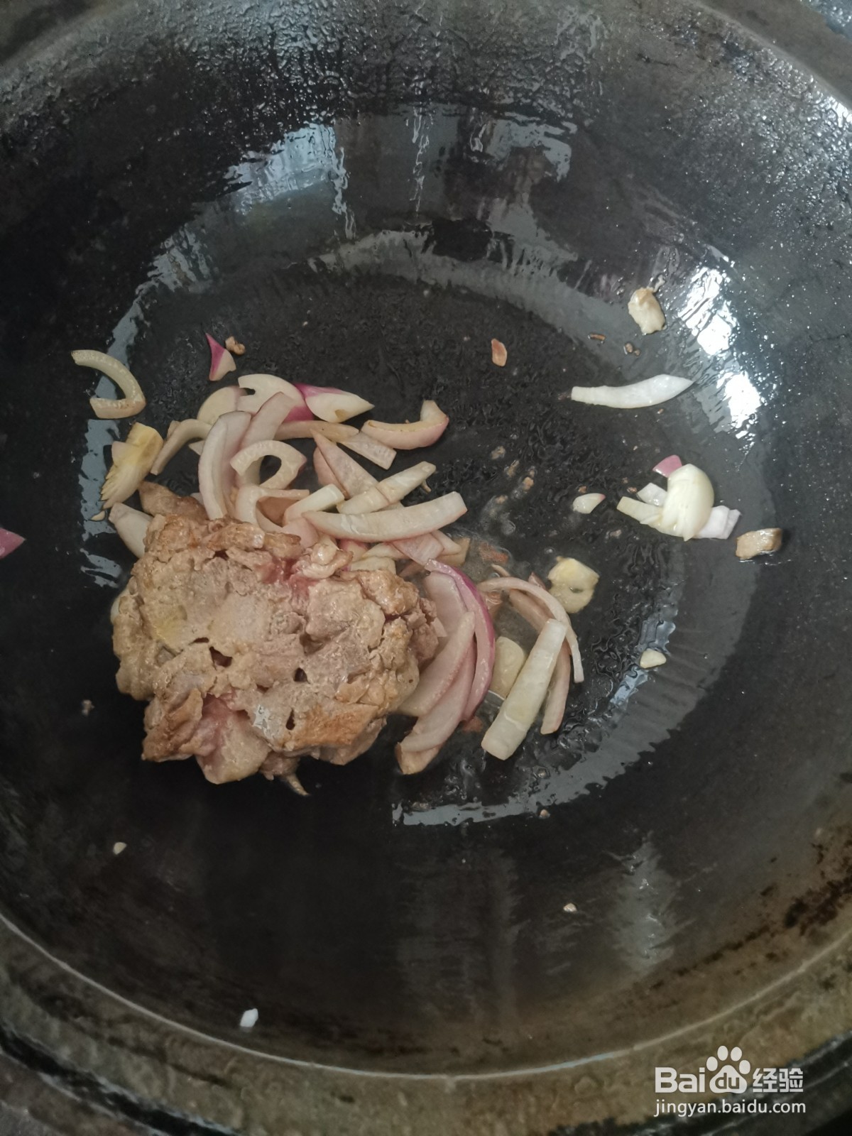 牛腩炖倭瓜土豆