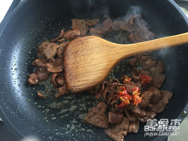 爆炒猪肝的做法