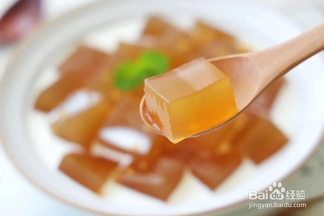 冰凉雪梨果冻饮做法