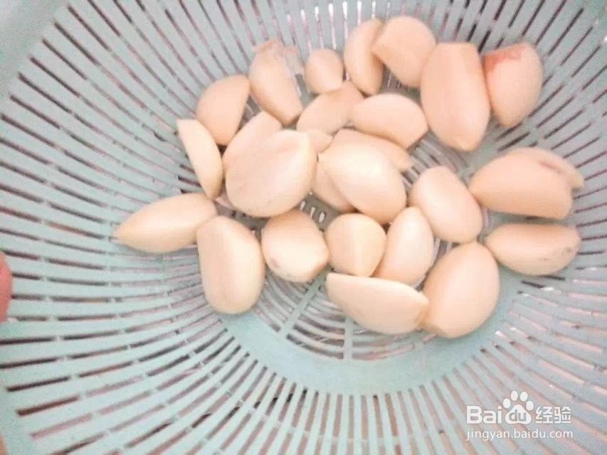 家常排骨炖莲藕