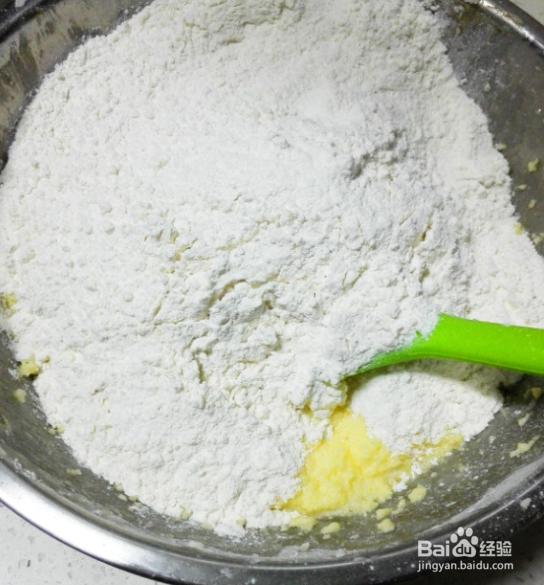 如何制作圣诞卡通饼干
