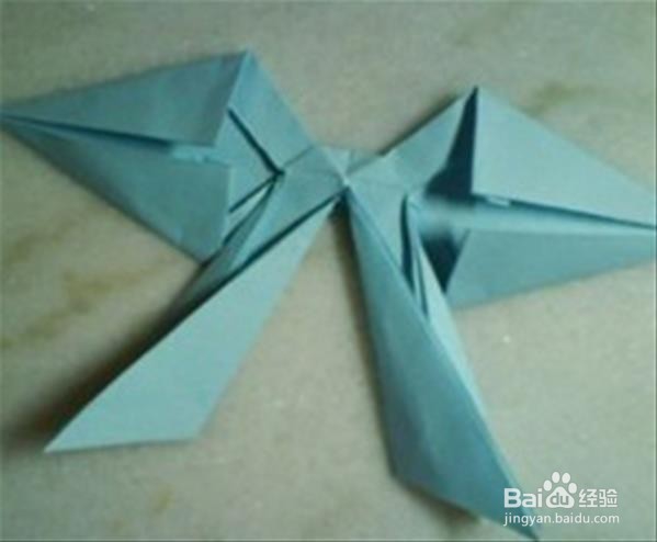 精美的折纸蝴蝶结