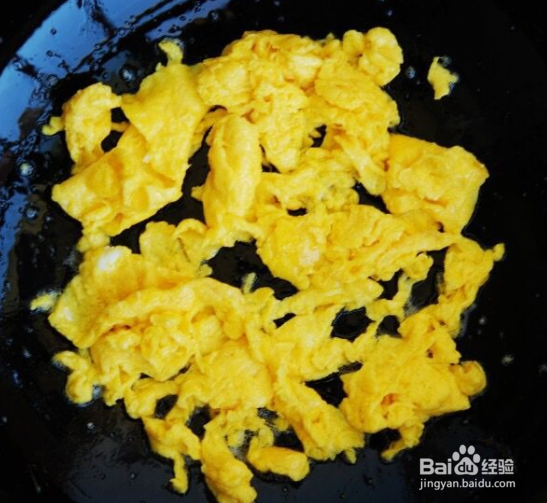 鸡蛋炒苦瓜的做法