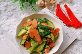 火腿肠炒青瓜的制作步骤