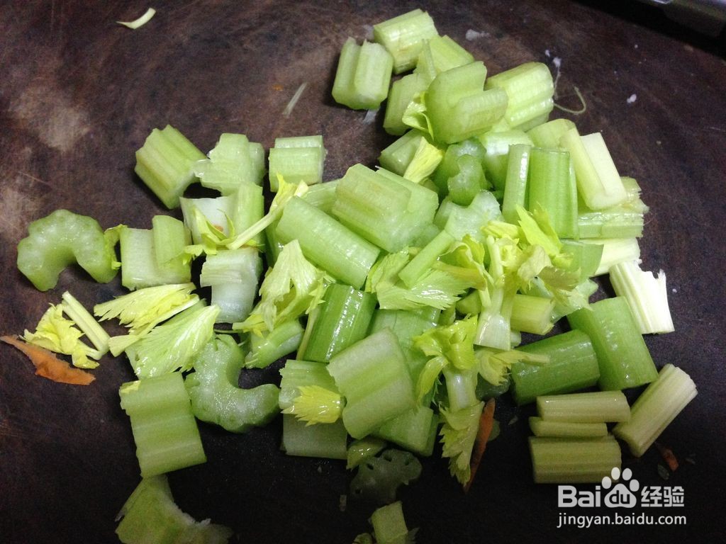 鸡丁炒土豆的简单做法