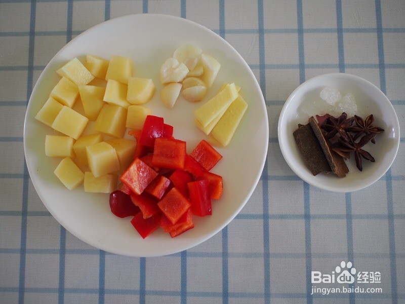 土豆红烧排骨的做法