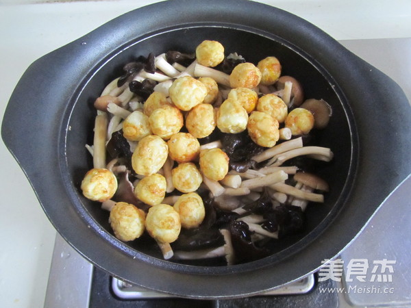 虎皮鹌鹑蛋茶树菇