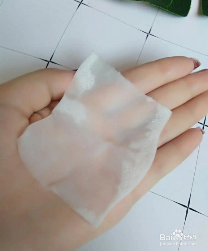 卸妆水小常识-正确使用卸妆水