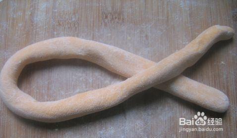 一步步做有胃口的南瓜猪肉香菇水饺