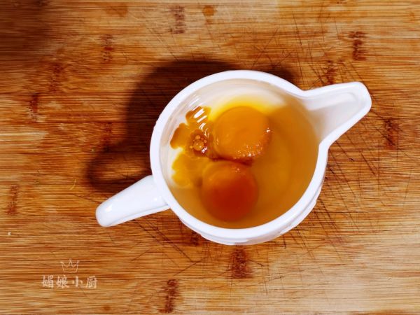 #四季宝蓝小罐#花生酱鸡蛋早餐饼