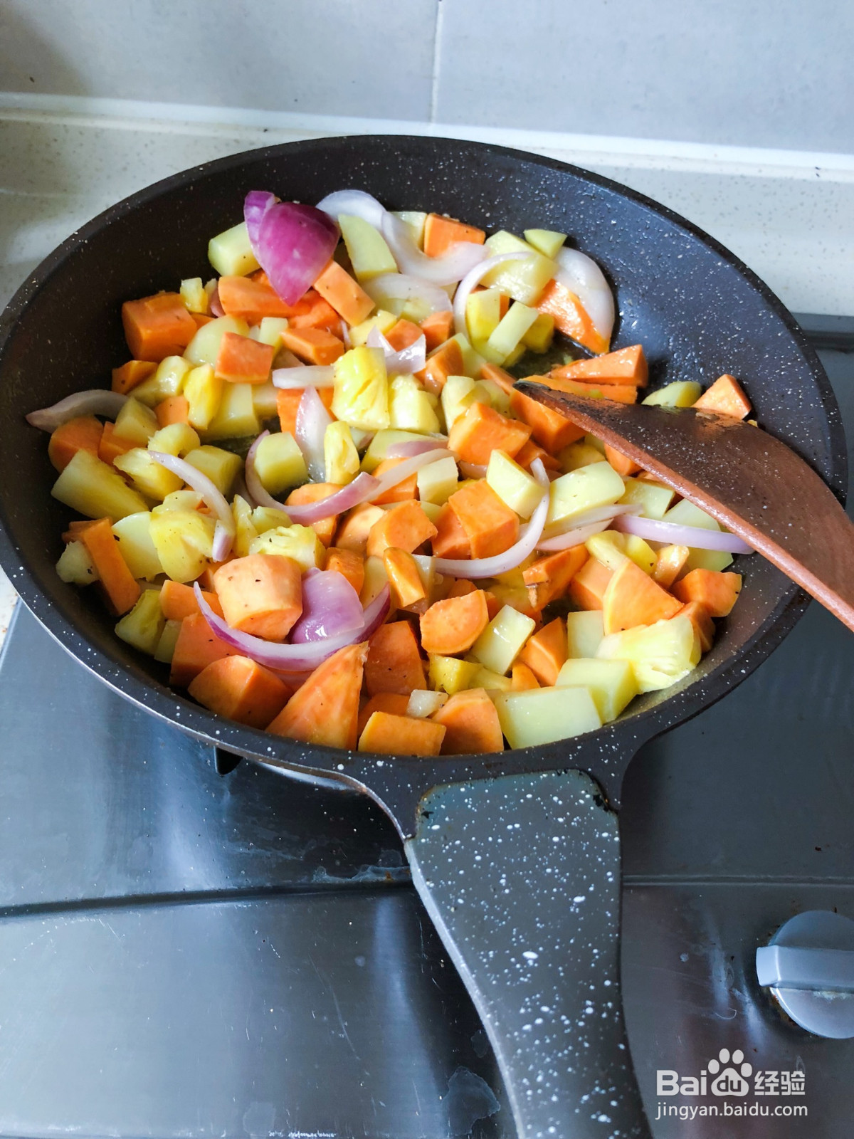 柠香奥尔良烤鸡的做法