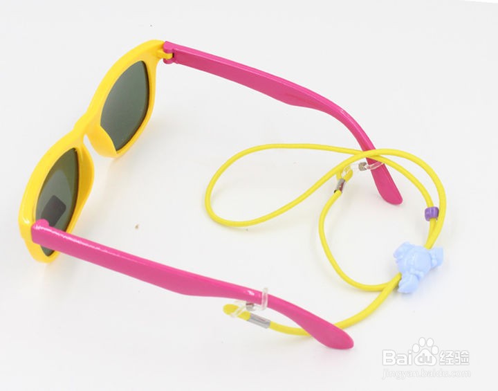 眼镜总是从鼻子上滑下来怎么办