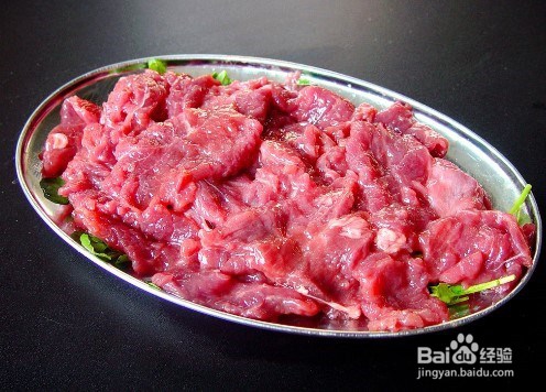 木桶牛肉的做法