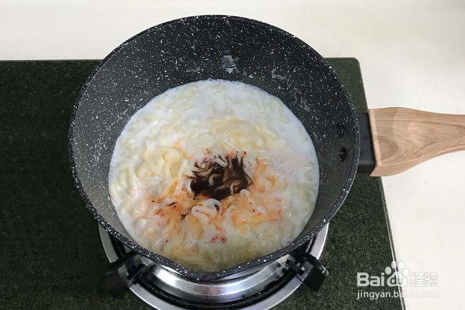 如何做牛奶火鸡面？