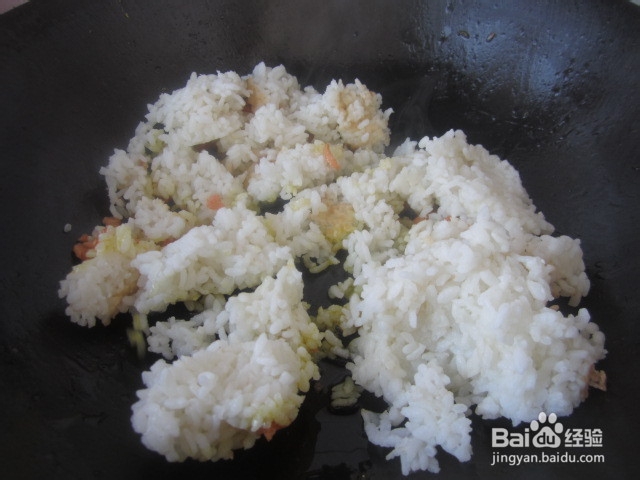 香肠炒米饭真好吃