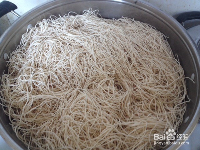 怎样蒸卤面不粘