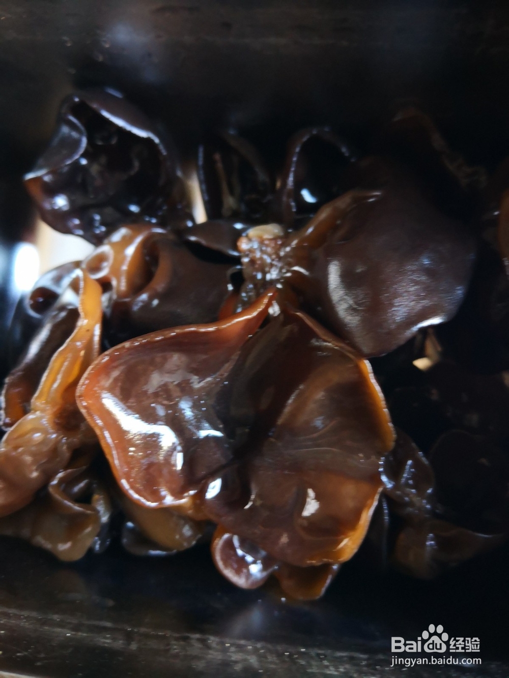 韭菜炒木耳的做法