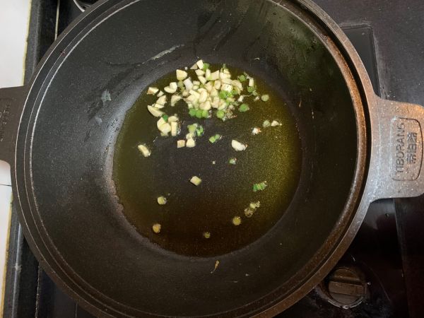 番茄鸡蛋火腿盖饭