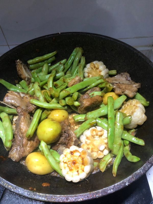 豆角排骨一锅出