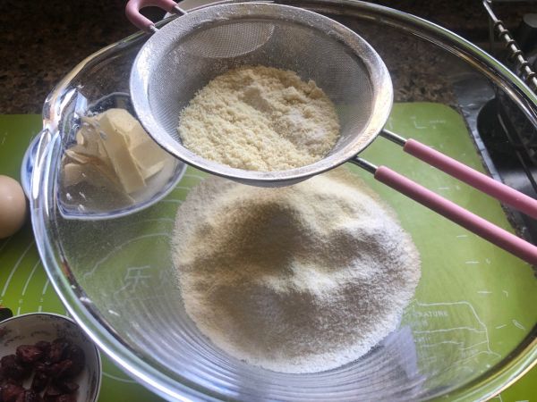 巧克力蔓越梅司康