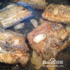 教你怎么做茼蒿炖带鱼