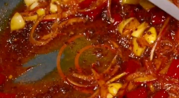 香辣鱿鱼须简单