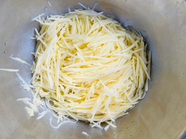 好吃到舔手指金丝芥味午餐肉球