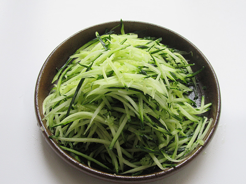 手把手教你做凉拌面皮！