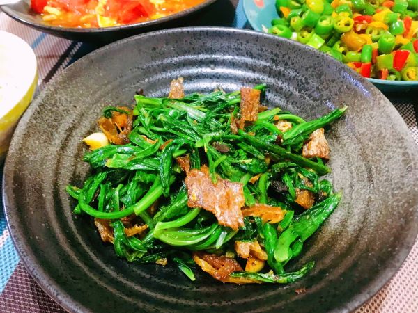 豆豉鲮鱼油麦菜