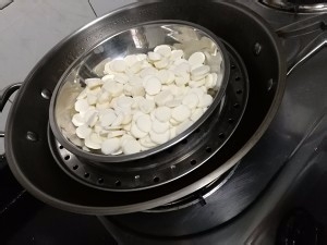 如何做出好吃的葡萄干山药蛋糕