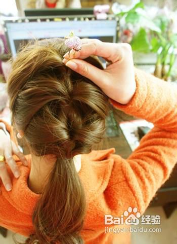 模特教授名媛发型扎法步骤为你解烦恼